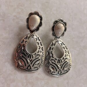 Western Style Earrings